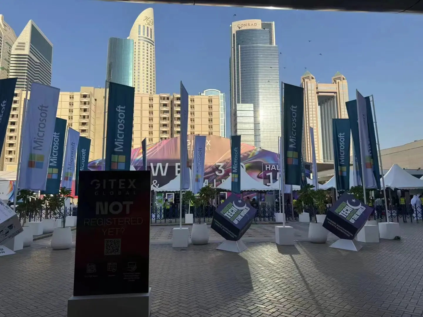 GMKtec Shines at the GITEX with a full range of Mini PCs, including the AMD Ryzen™ AI 9 HX 370 GMKtec